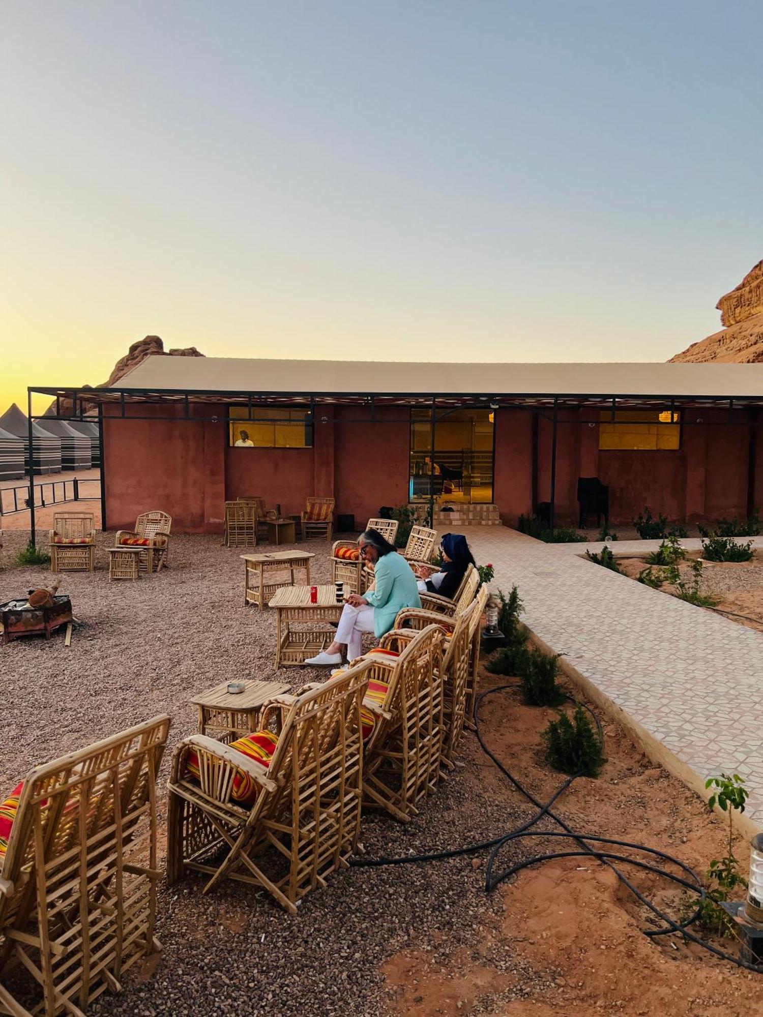 Magic Mountain Camp Apartment Wadi Rum Exterior photo