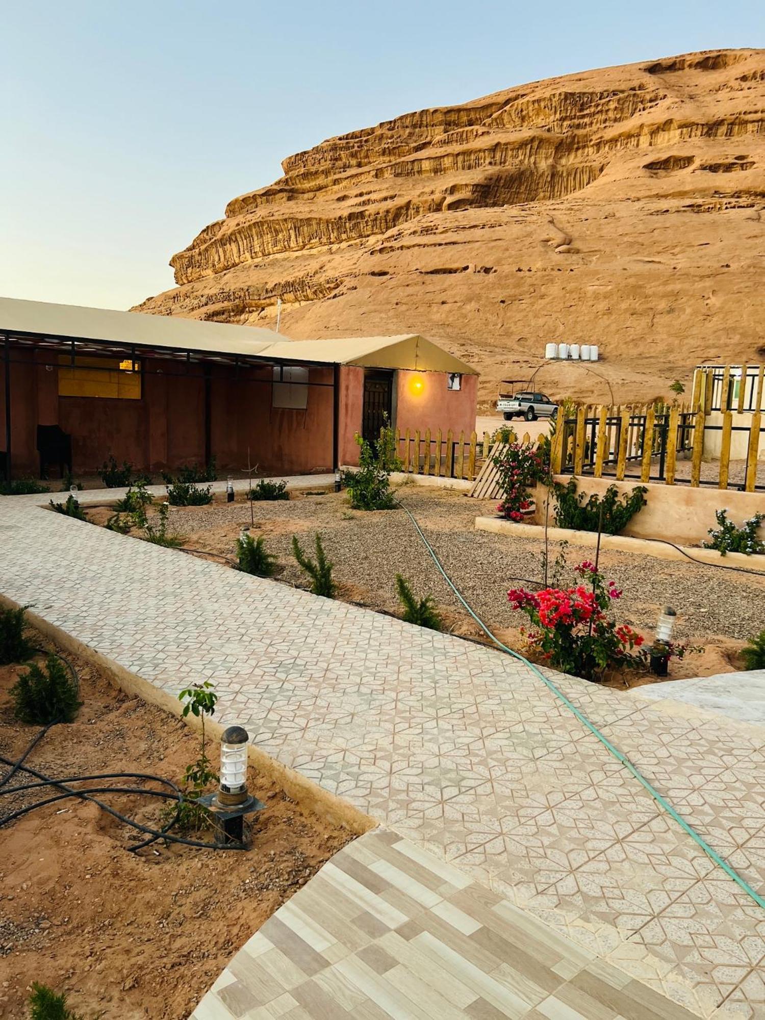 Magic Mountain Camp Apartment Wadi Rum Exterior photo