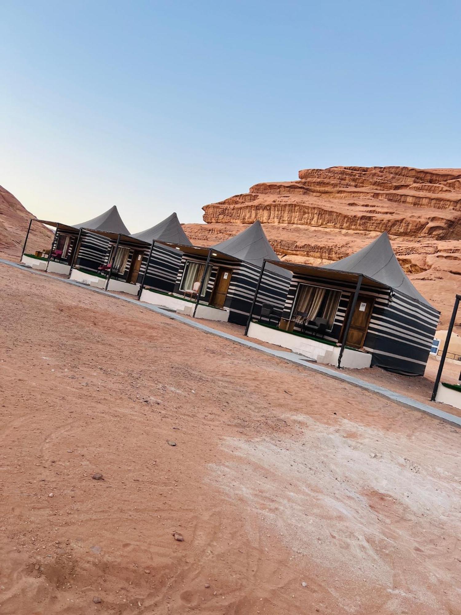 Magic Mountain Camp Apartment Wadi Rum Exterior photo